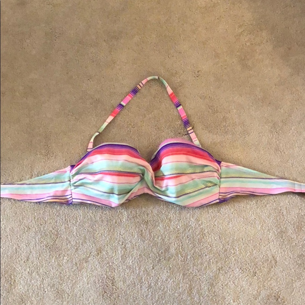 Victoria’s Secret bikini top